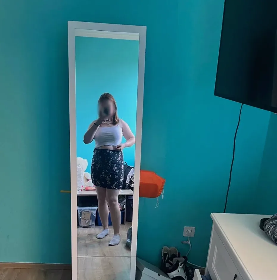 Emma, 18