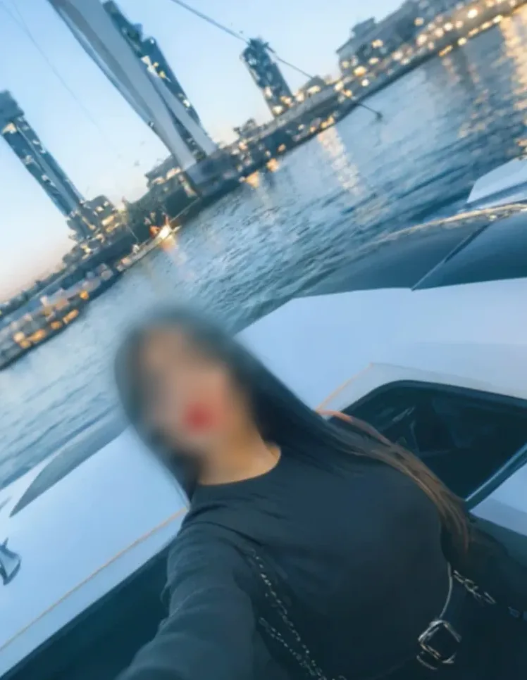 Hilla, 35