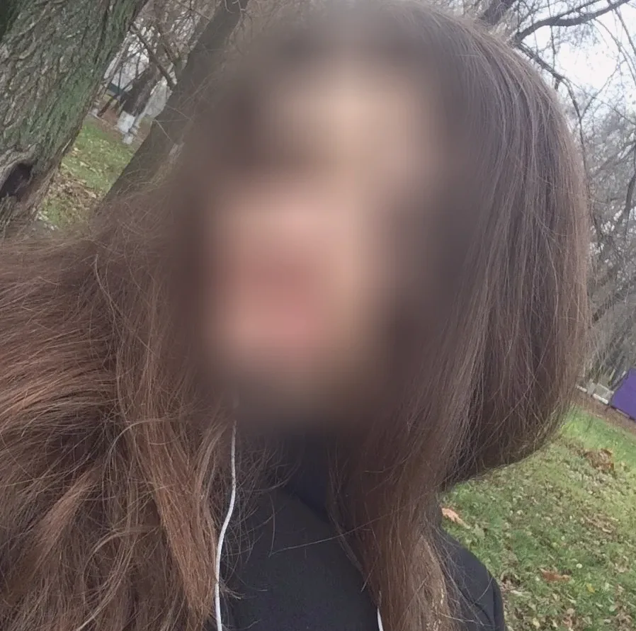 Ulla, 36